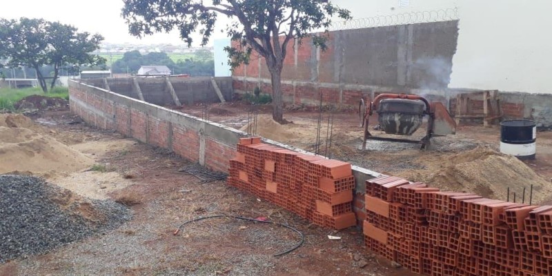 construção  reforma pedreiro e pintor.