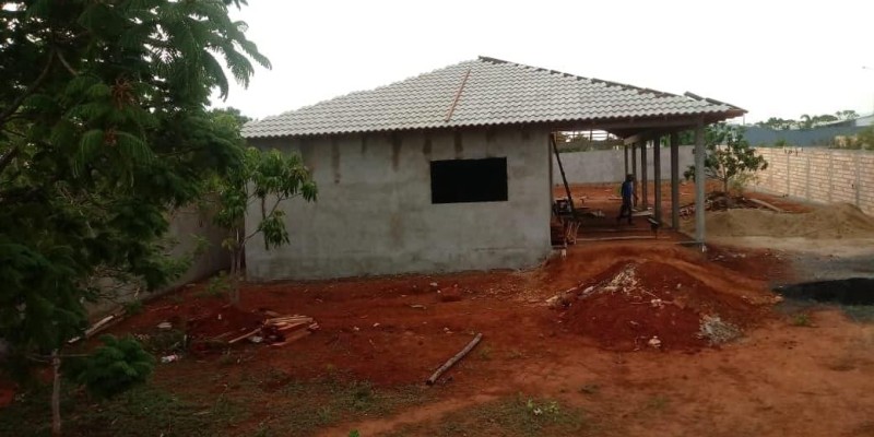construção, reforma, pedreiro e pintor.