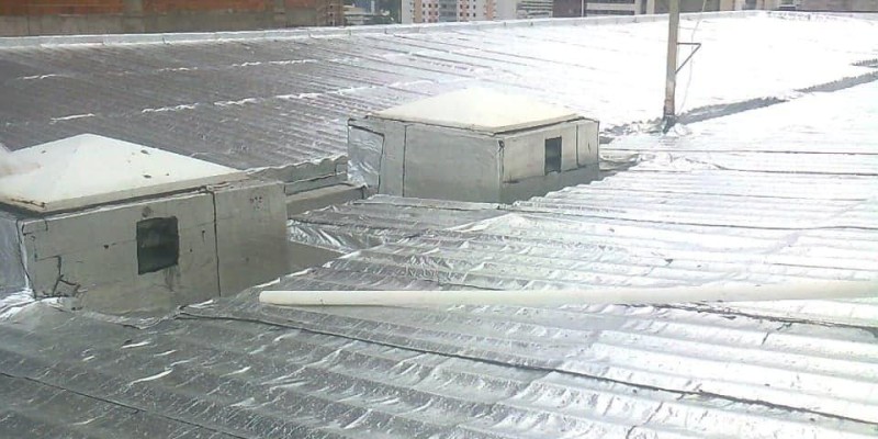 Impermeabilização de Telhados lajes e Calhas.