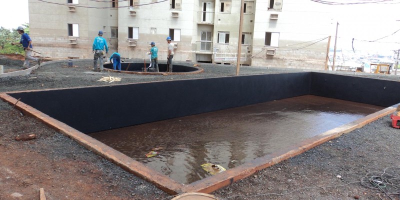 Impermeabilização de Piscina, com Manta Liquida Estruturada.