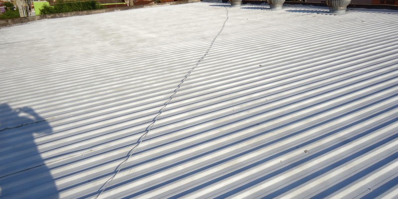 Impermeabilização e Isolamento Térmico para telhados e Coberturas.