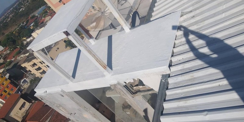 Impermeabilização e isolamento térmico, para telhados e coberturas.