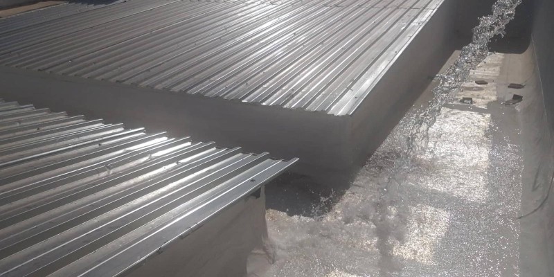 Impermeabilização e isolamento térmico, para telhados e coberturas.
