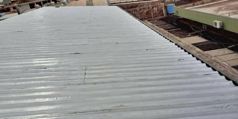 Impermeabilização e isolamento térmico, para telhados e coberturas.