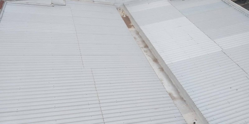 Impermeabilização e isolamento térmico, para telhados e coberturas.