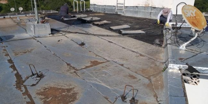 Impermeabilização,  recuperação de lajes e telhados.