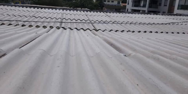 Impermeabilização e isolamento térmico, para telhados e coberturas.