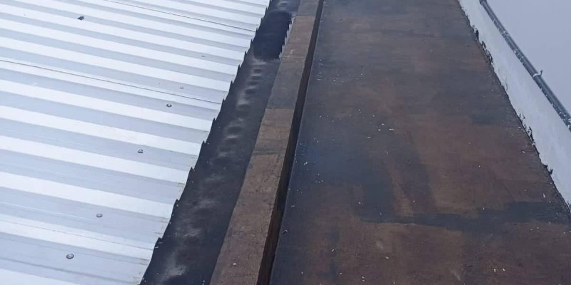 Impermeabilização e isolamento térmico, para telhados e coberturas.