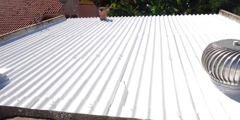 Impermeabilização e isolamento térmico, para telhados e coberturas.