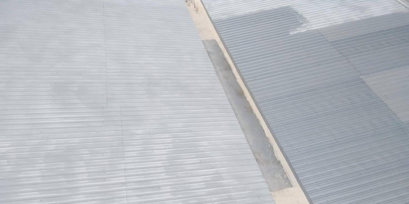 Impermeabilização e isolamento térmico, para telhados e coberturas.