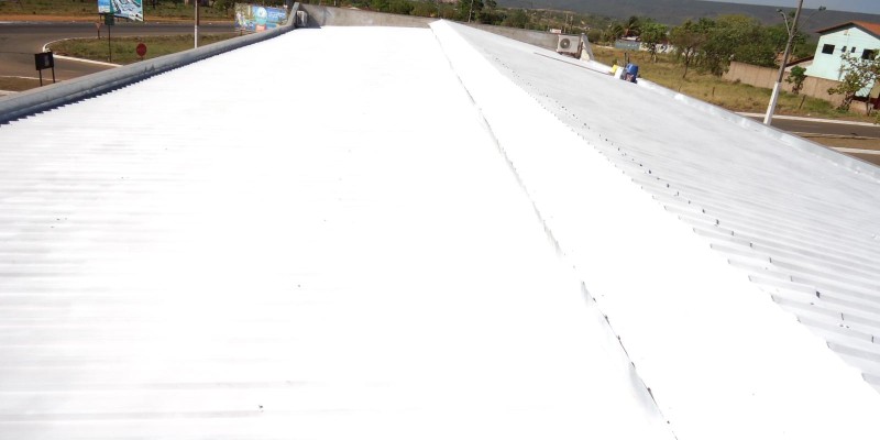 Impermeabilização e isolamento térmico, para telhados e coberturas.