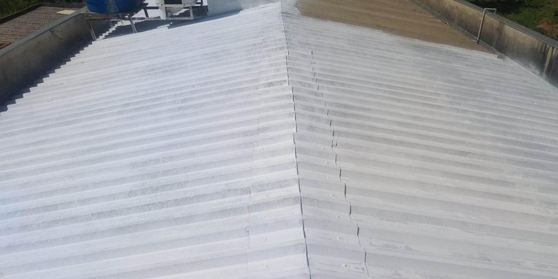 Impermeabilização e isolamento térmico, para telhados e coberturas.