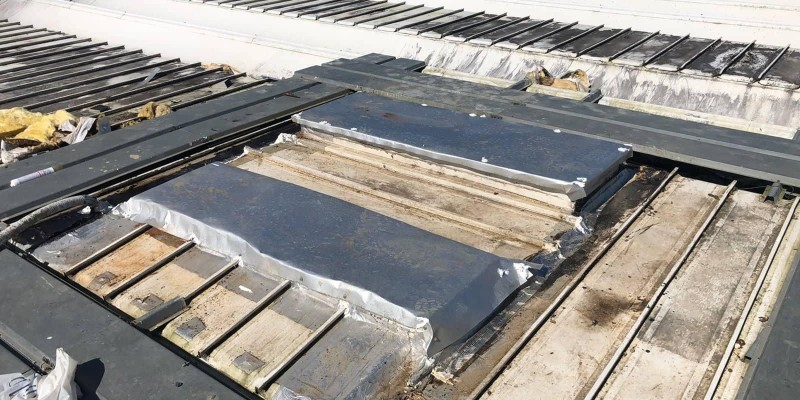 Impermeabilização e isolamento térmico, para telhados e coberturas.