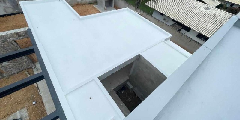 Impermeabilização e isolamento térmico, para telhados e coberturas com borracha liquida e bidim.