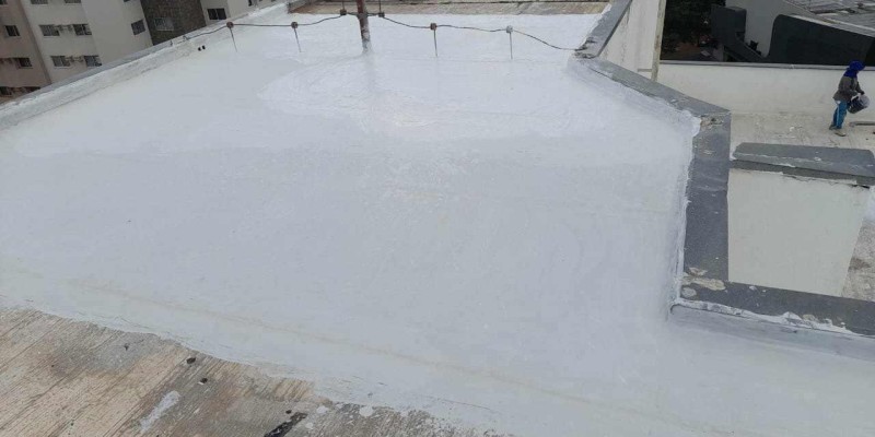 Impermeabilização e isolamento térmico, para telhados e coberturas expostas com borracha liquida e bidim.