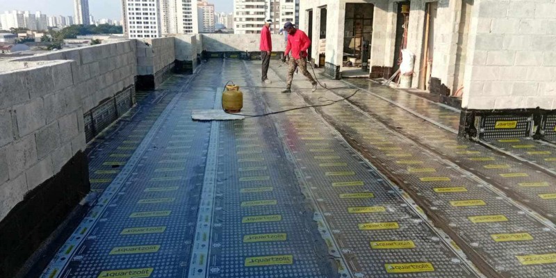 Impermeabilização de laje e cobertura com manta asfáltica.