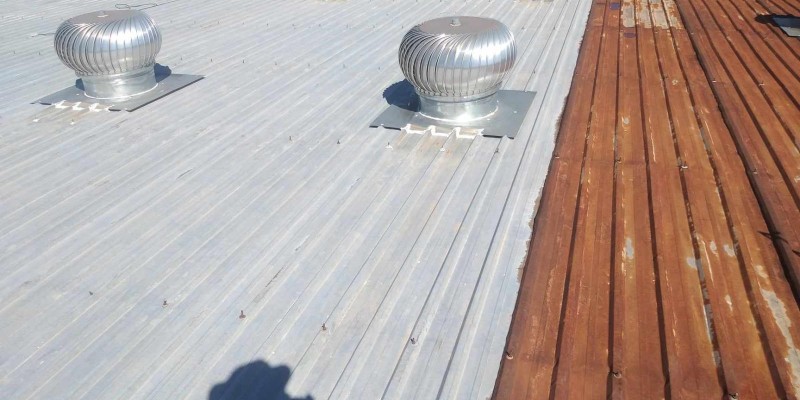 Impermeabilização e isolamento térmico, para telhados e coberturas expostas.