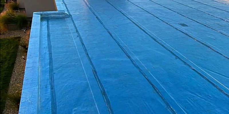 Impermeabilização e isolamento térmico, para telhados e coberturas.