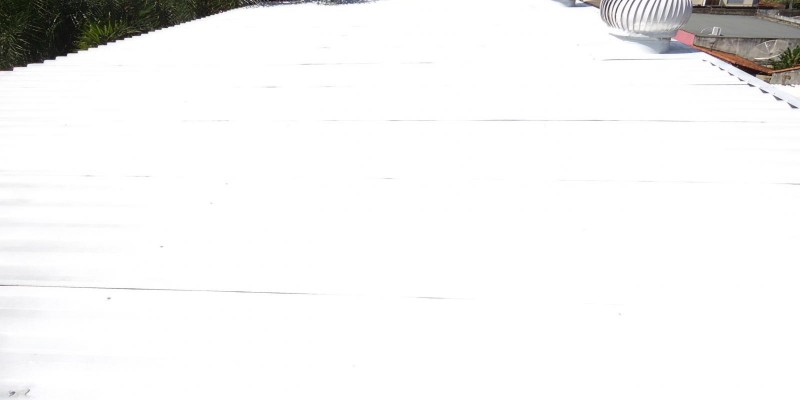 Impermeabilização e isolamento térmico, para telhados e coberturas com borracha liquida e bidim.