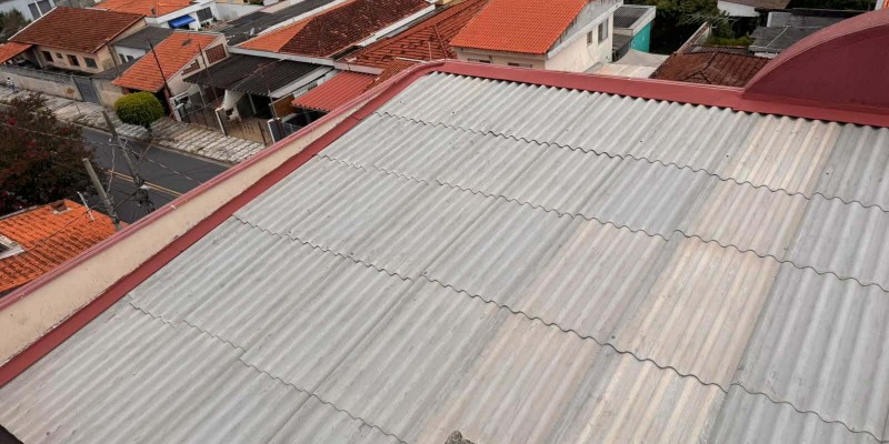 Impermeabilização e isolamento térmico, para telhados e coberturas.