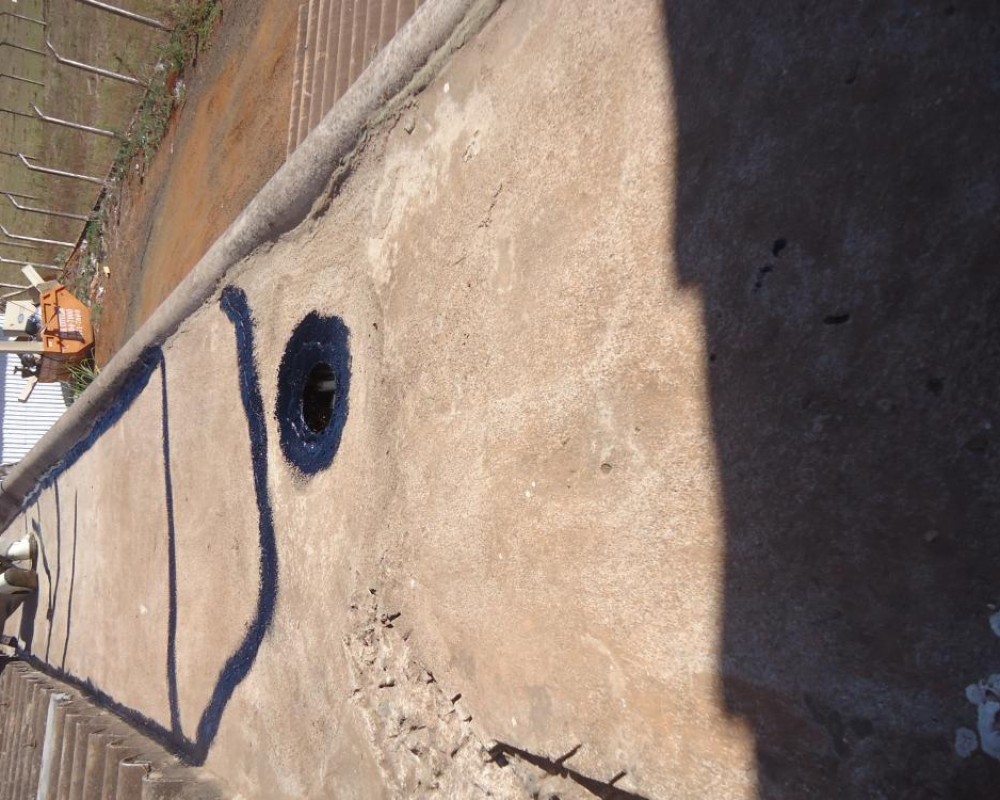 Imagem 8 da galeria Impermeabilização de Calha, toda calha de concreto é preciso impermeabilizar, elas trincam e dilatam, cuide para não oxidar a ferragem da mesma.