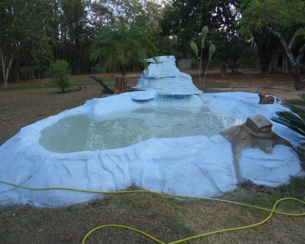 Imagem 8 da galeria Impermeabilização de cascata. essa cascata estava desativada, não parava água, tratamos com masterpur e vp50 o resultado foi satisfatório. 