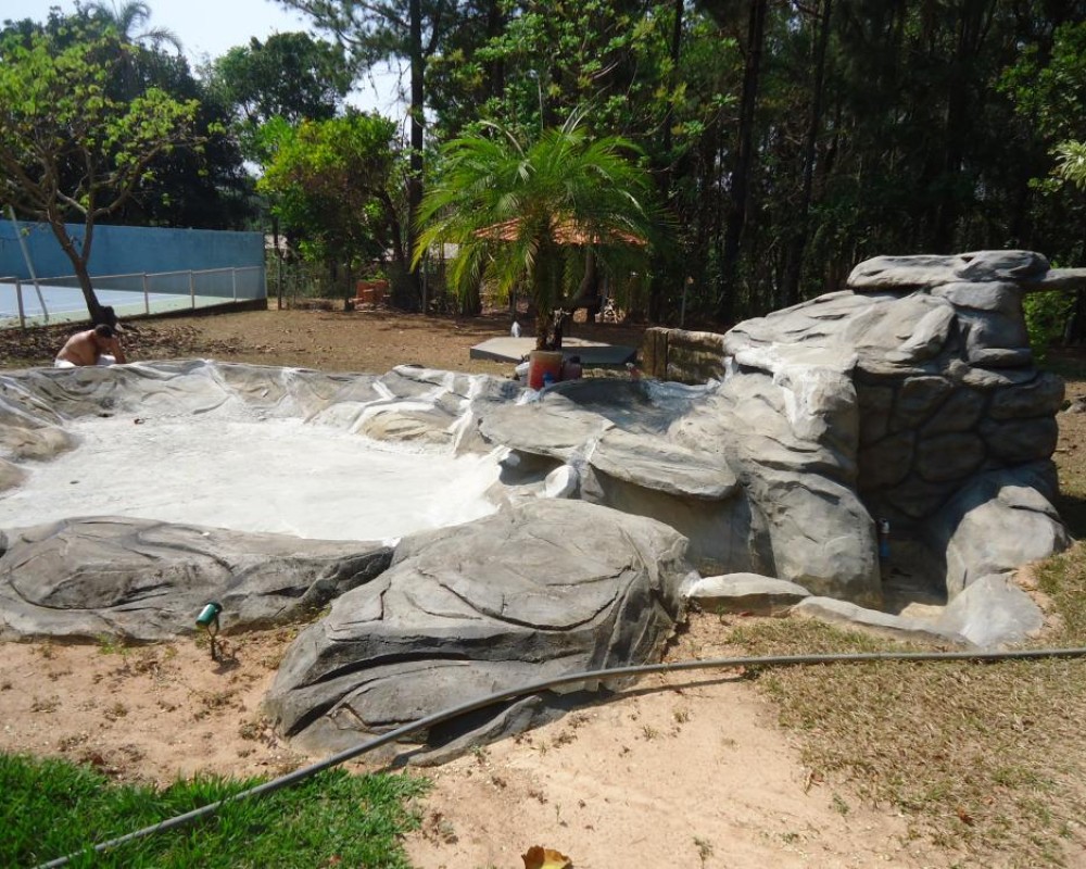 Imagem 72 da galeria Impermeabilização de cascata. essa cascata estava desativada, não parava água, tratamos com masterpur e vp50 o resultado foi satisfatório. 