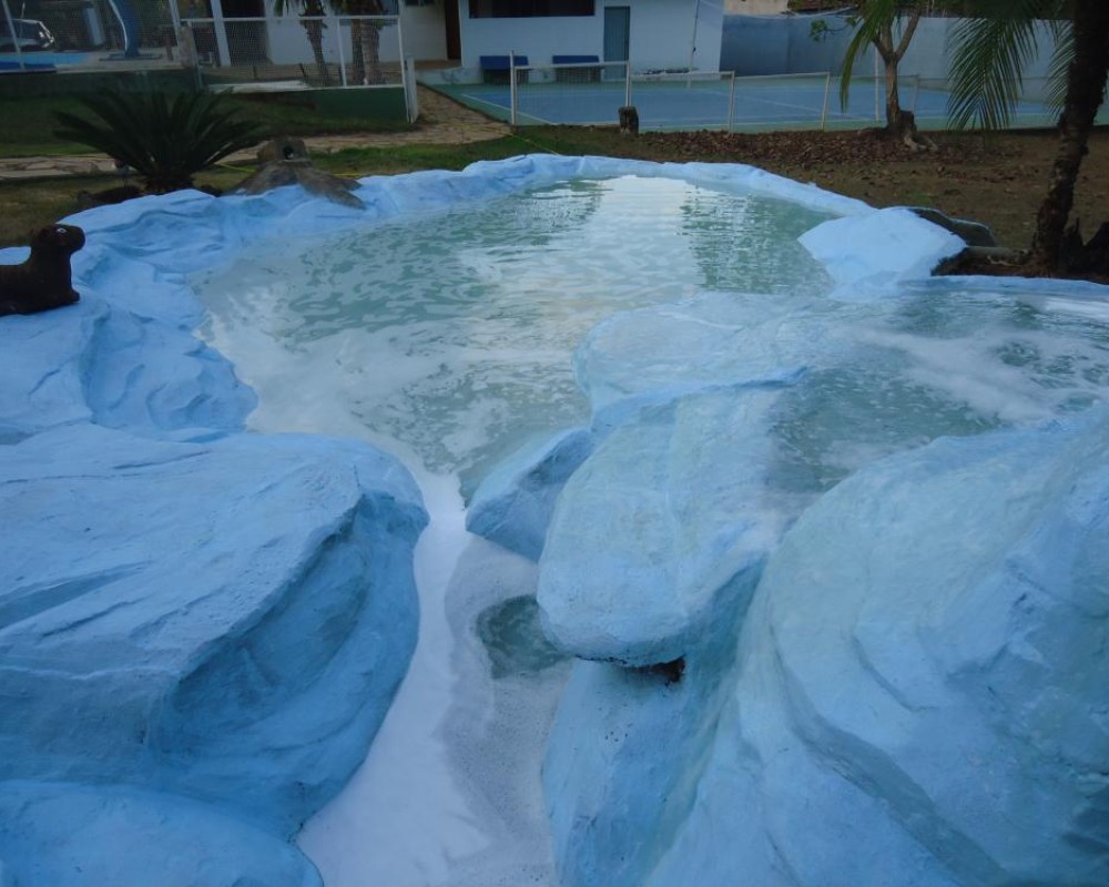 Imagem 21 da galeria Impermeabilização de cascata. essa cascata estava desativada, não parava água, tratamos com masterpur e vp50 o resultado foi satisfatório. 