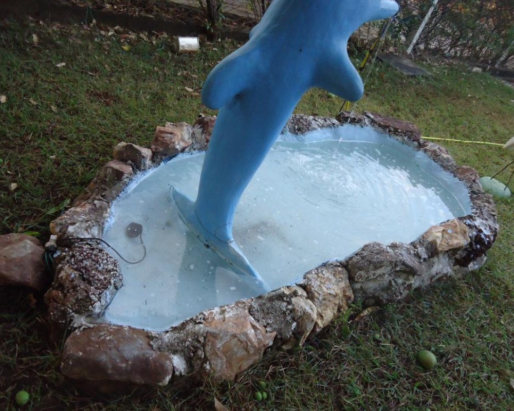 Imagem 5 da galeria Impermeabilização de cascata. essa cascata estava desativada, não parava água, tratamos com masterpur e vp50 o resultado foi satisfatório. 