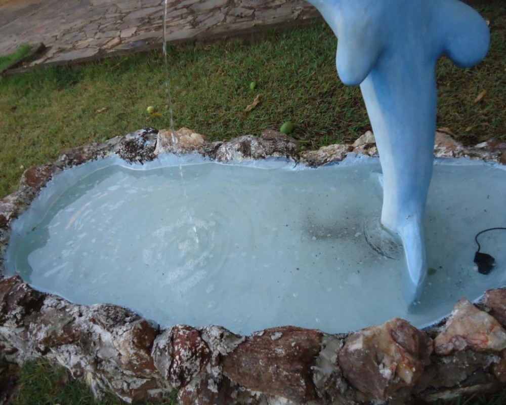Imagem 3 da galeria Impermeabilização de cascata. essa cascata estava desativada, não parava água, tratamos com masterpur e vp50 o resultado foi satisfatório. 
