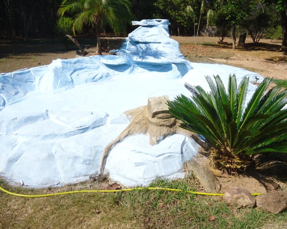 Imagem 32 da galeria Impermeabilização de cascata. essa cascata estava desativada, não parava água, tratamos com masterpur e vp50 o resultado foi satisfatório. 
