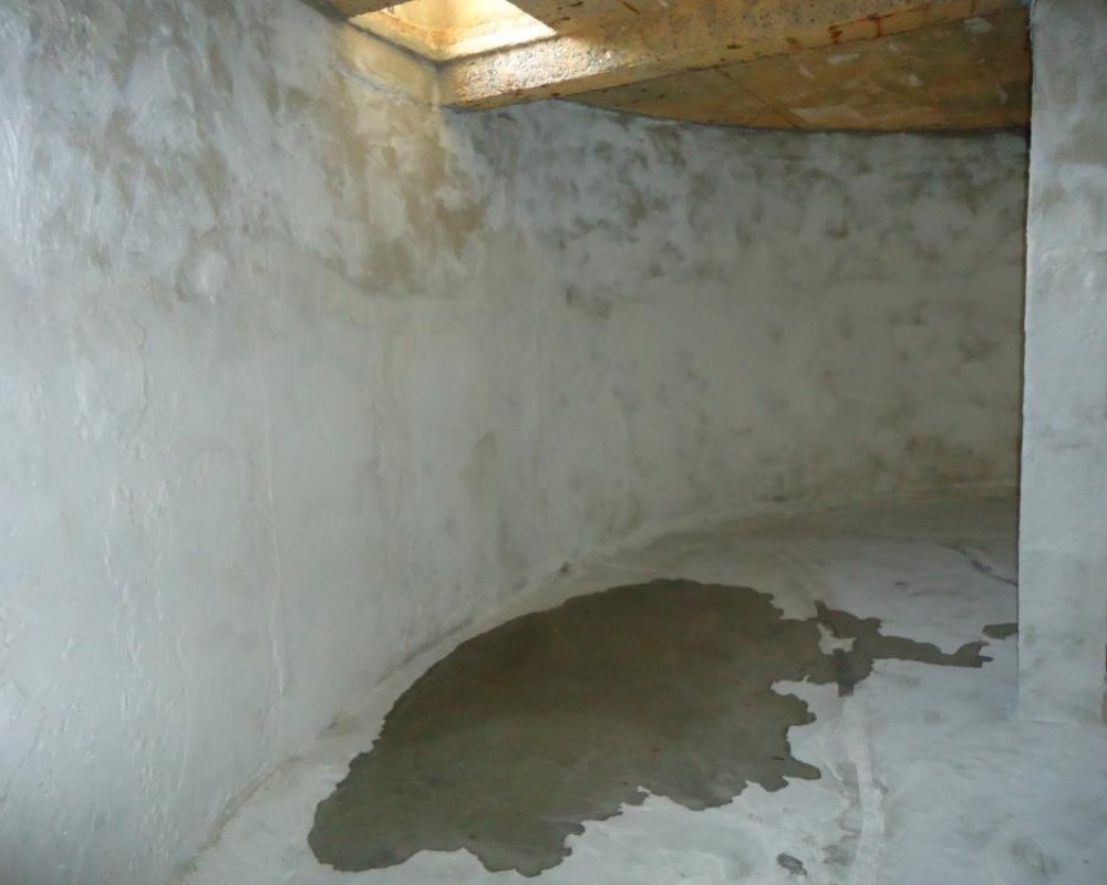 Imagem 6 da galeria impermeabilização de caixa d'água e reservatório. remoção de manta, limpeza, preparo para uma nova impermeabilização, bem difícil.