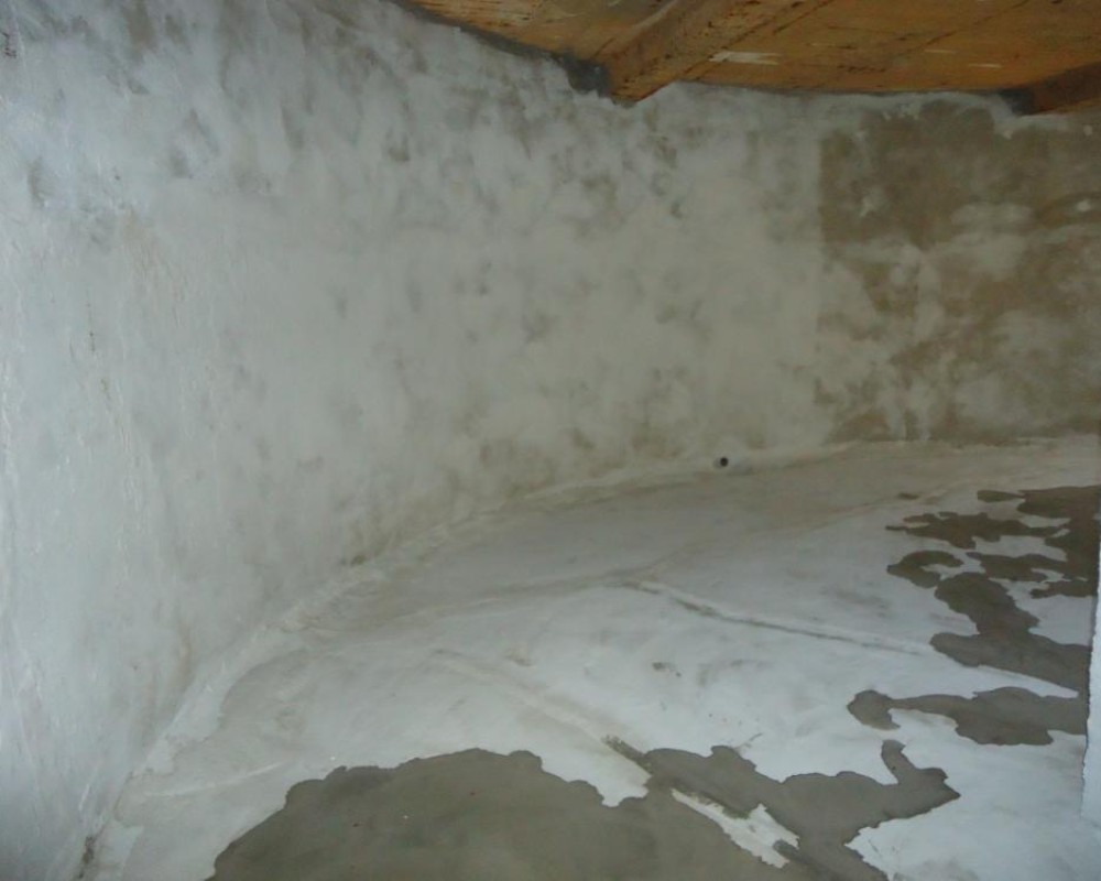 Imagem 5 da galeria impermeabilização de caixa d'água e reservatório. remoção de manta, limpeza, preparo para uma nova impermeabilização, bem difícil.