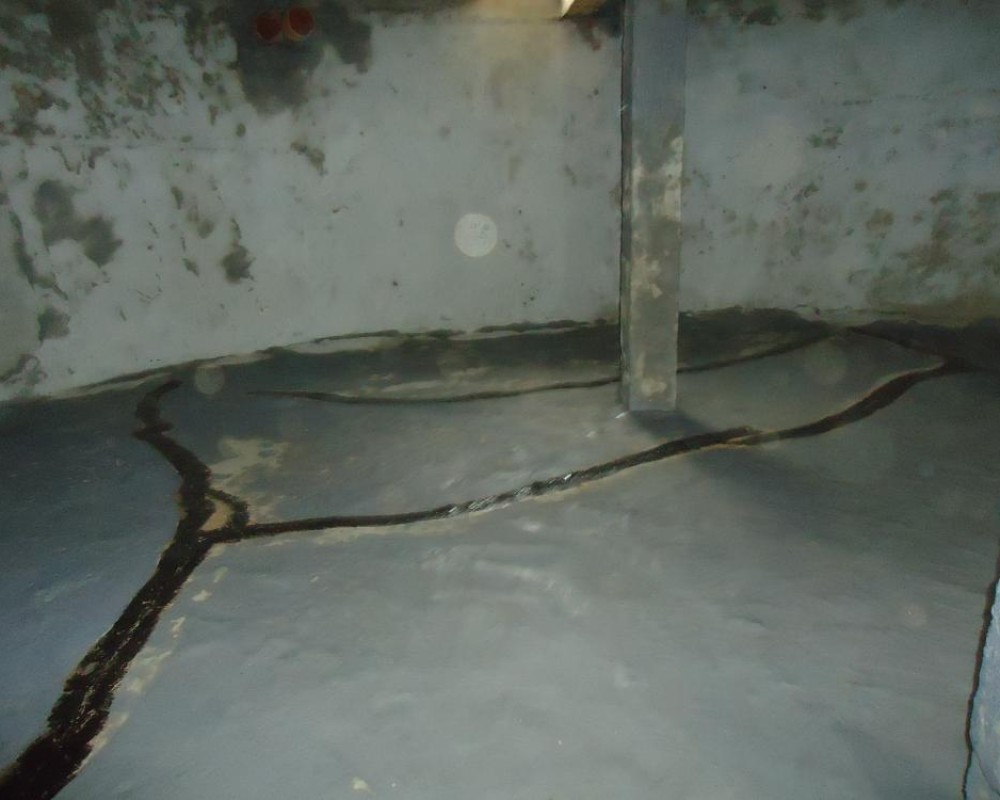 Imagem 25 da galeria impermeabilização de caixa d'água e reservatório. remoção de manta, limpeza, preparo para uma nova impermeabilização, bem difícil.