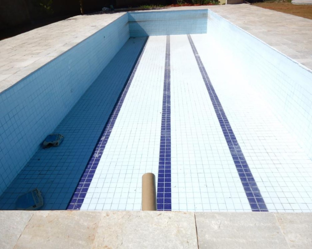 Imagem 2 da galeria Impermeabilização de Piscina, com Manta Liquida Estruturada.