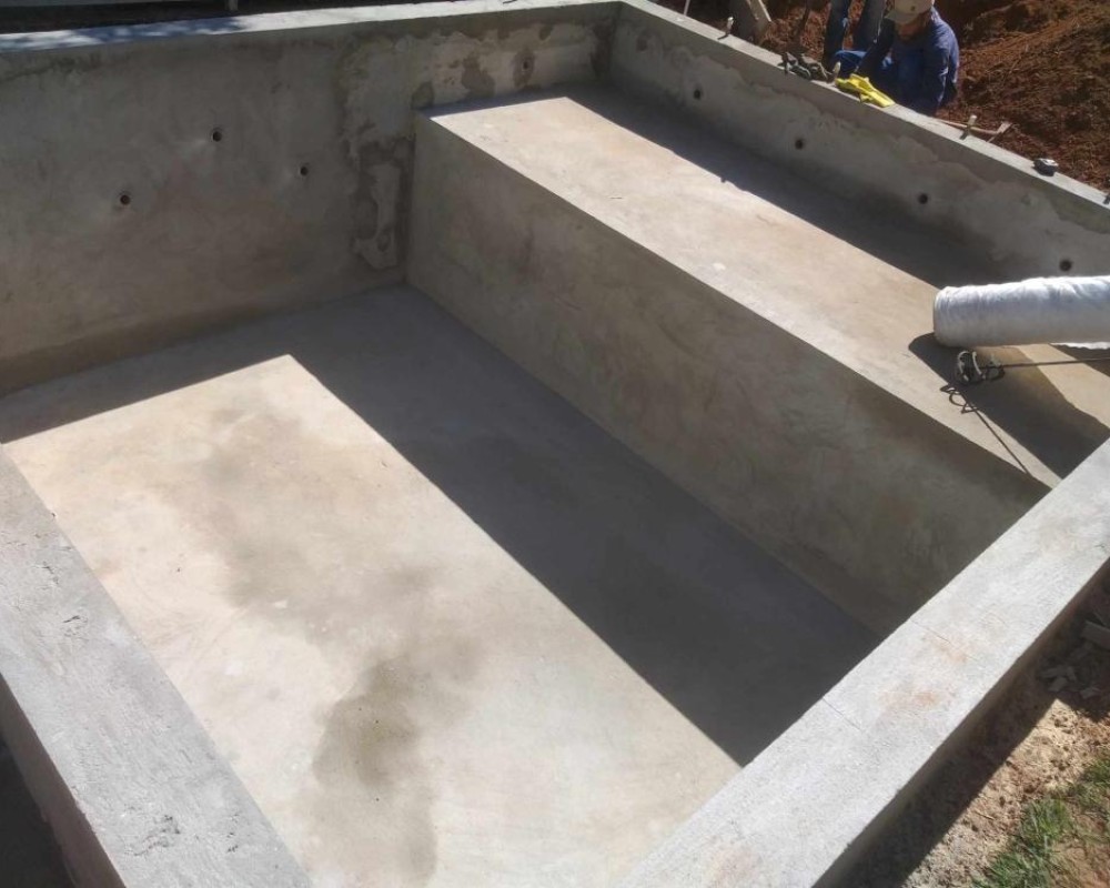 Imagem 22 da galeria Impermeabilização de piscina com argamassa polimérica e Bidim.