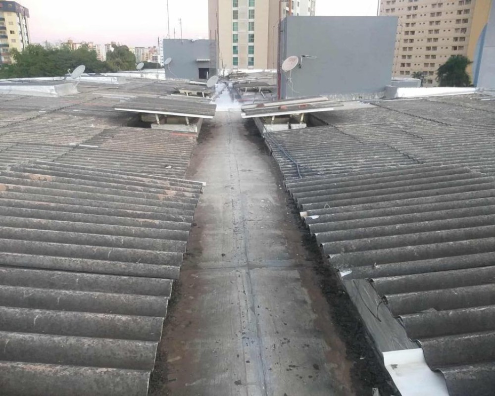 Imagem 80 da galeria Impermeabilização de calhas e telhados, elimina goteiras, calor  e vazamentos.