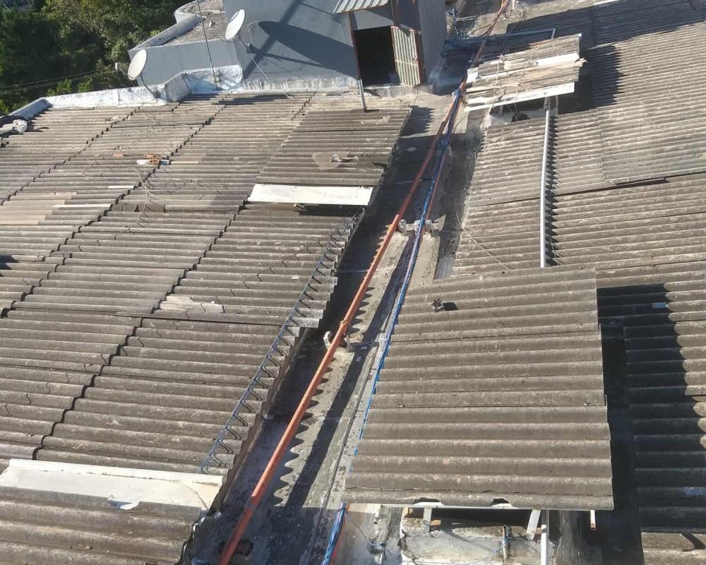 Imagem 89 da galeria Impermeabilização de calhas e telhados, elimina goteiras, calor  e vazamentos.