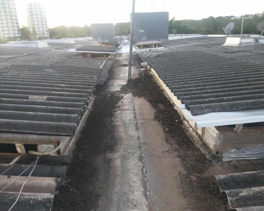 Imagem 95 da galeria Impermeabilização de calhas e telhados, elimina goteiras, calor  e vazamentos.
