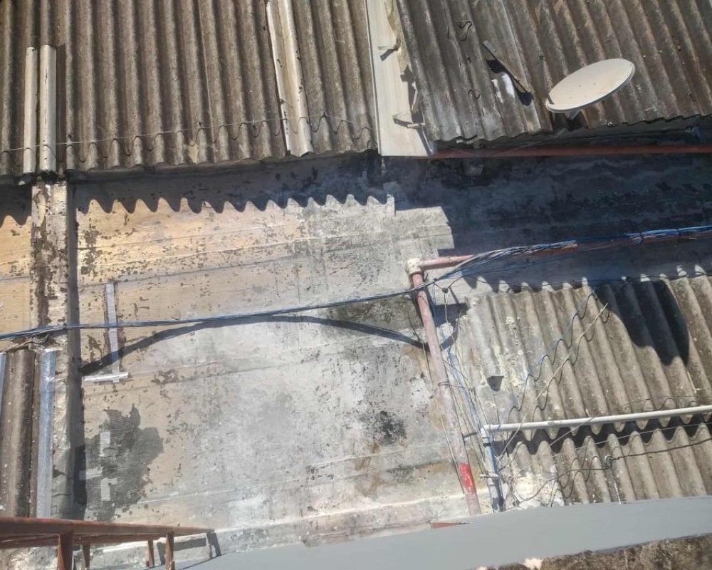 Imagem 72 da galeria Impermeabilização de calhas e telhados, elimina goteiras, calor  e vazamentos.