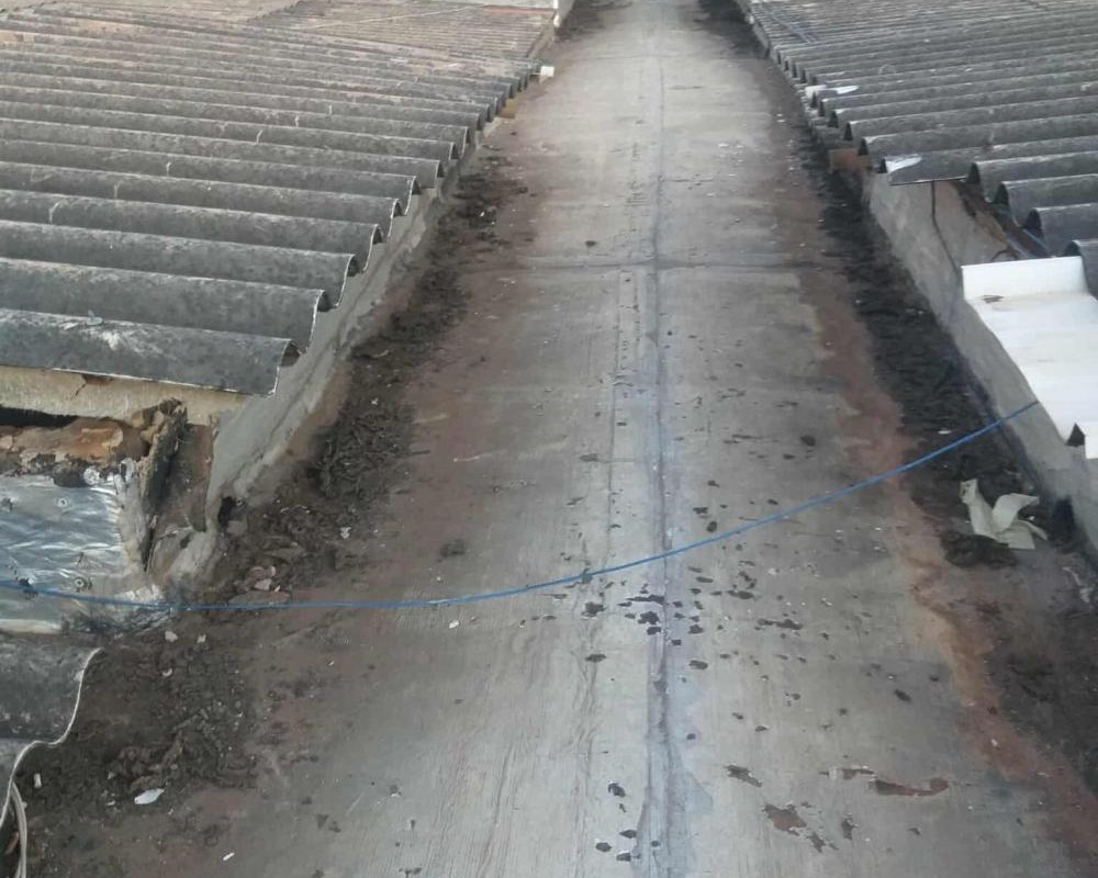 Imagem 42 da galeria Impermeabilização de calhas e telhados, elimina goteiras, calor  e vazamentos.