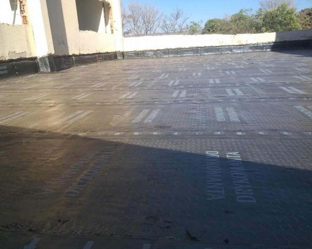 Imagem 28 da galeria Impermeabilização de laje com manta asfáltica 4mm,  prime base água e gás glp.  a