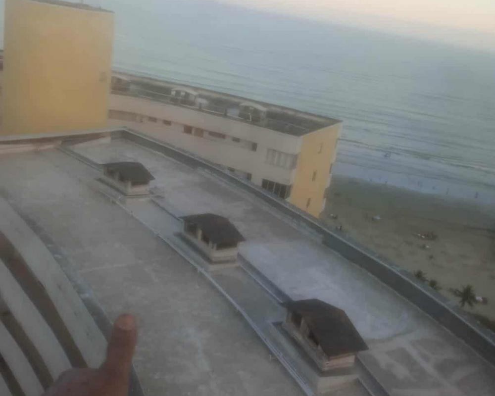 Imagem 10 da galeria Impermeabilização de laje exposta com manta asfáltica aluminada.