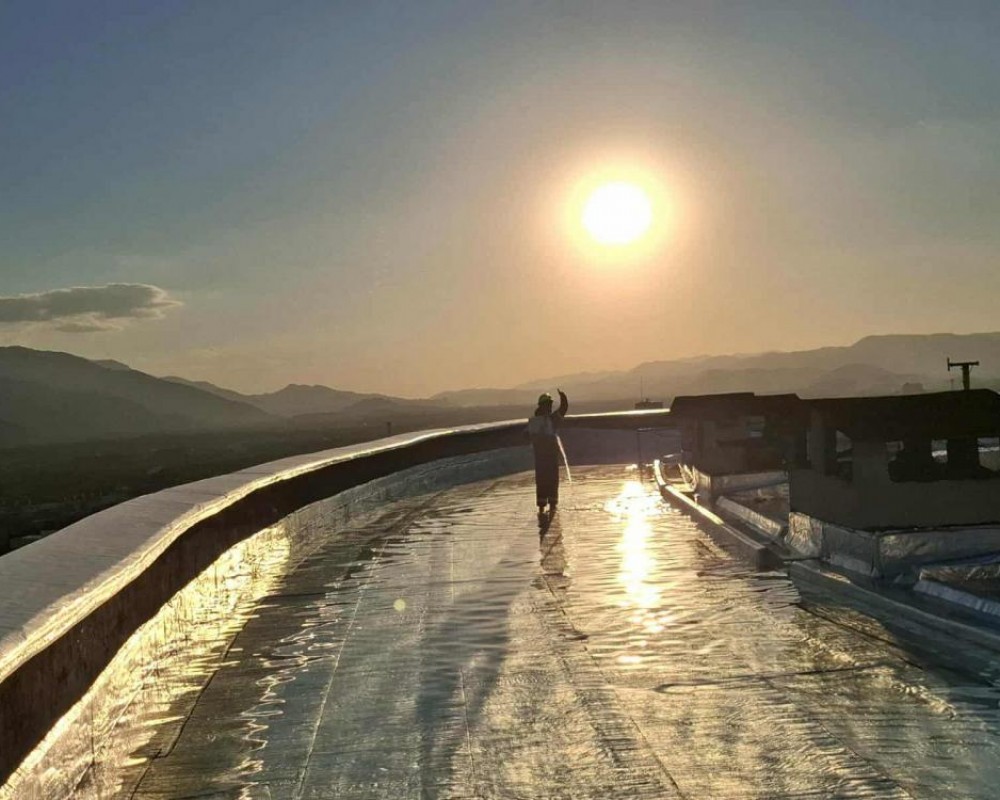 Imagem 29 da galeria Impermeabilização de laje exposta com manta asfáltica aluminada.