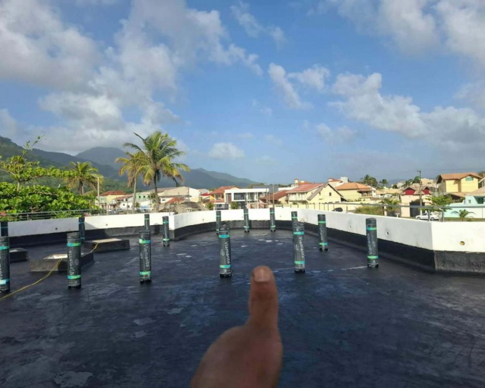 Imagem 4 da galeria Impermeabilização de laje com manta asfáltica, impede passagem de água indesejada.