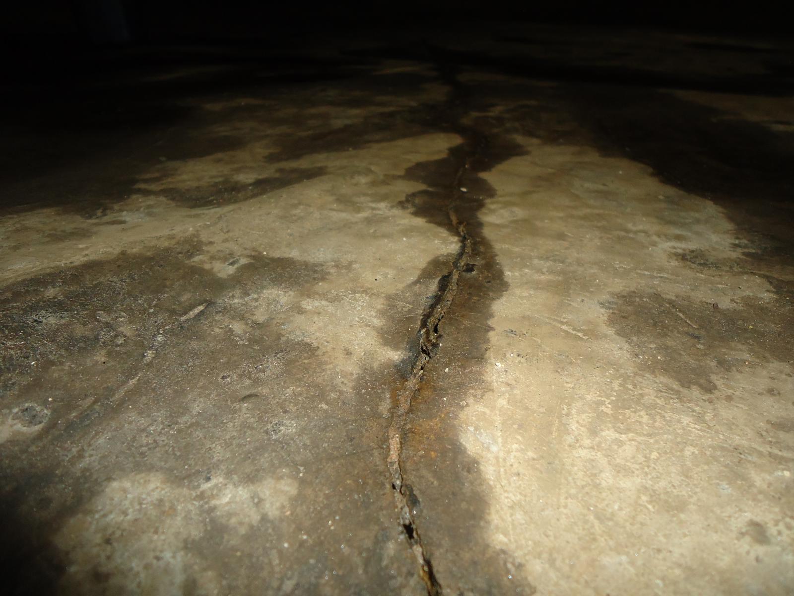 tratamento de trincas e dilatação.