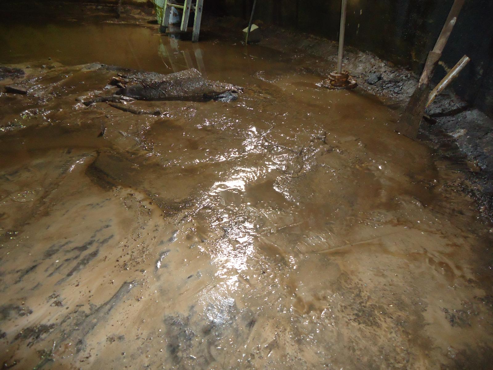 Impermeabilização e limpeza de Caixa D'Água.