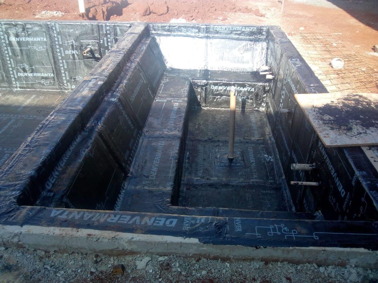 impermeabilização de piscinas, reservatórios, chafariz e calhas.