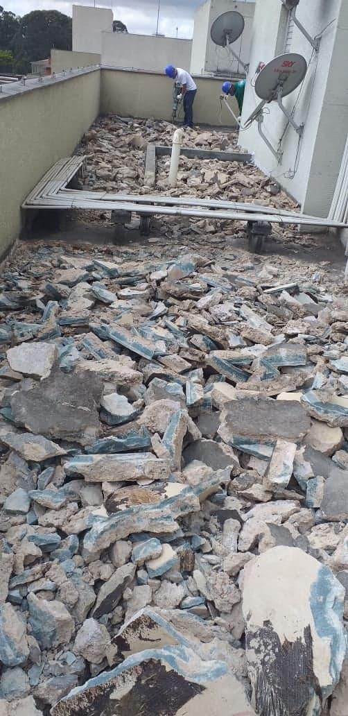 Construção, Reforma, Impermeabilização e Pintura.