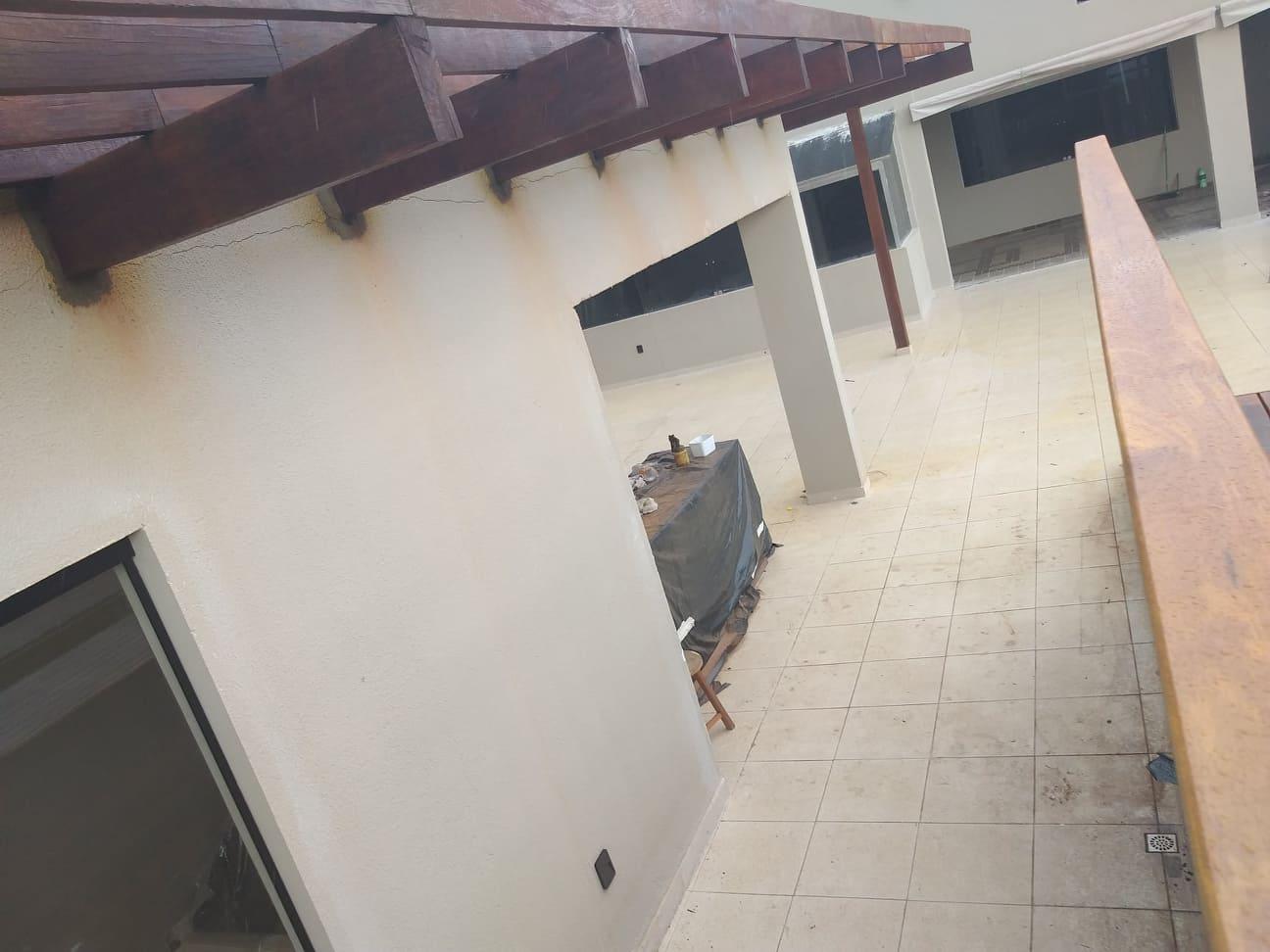 Construtor, Pedreiro e Pintor.